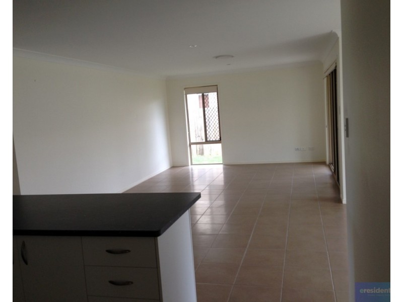 34 Foxwood Circuit, Wakerley QLD 4154