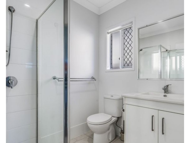 9 Mount Pleasant Street, Park Ridge QLD 4125