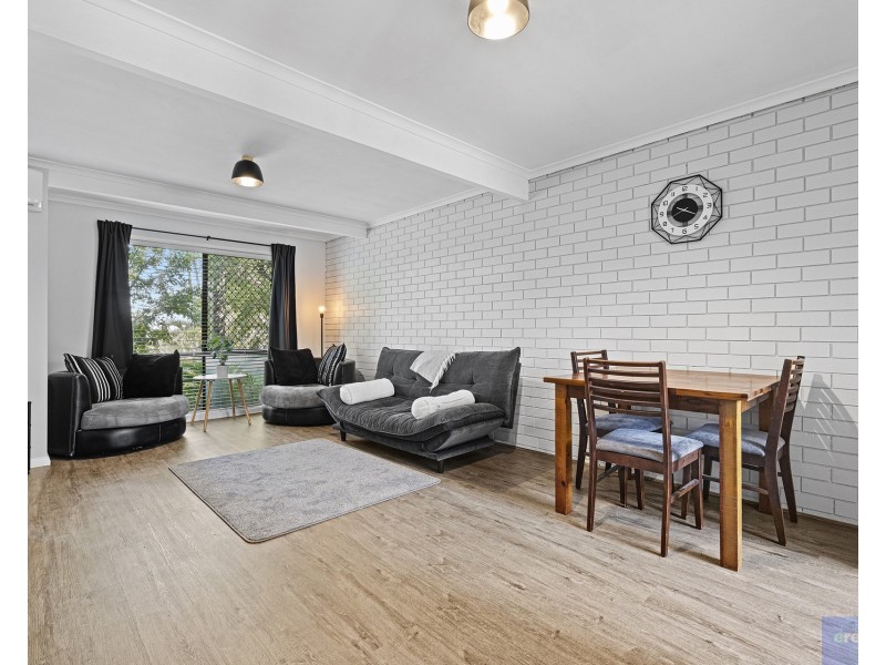 9/2 Guinevere Court, Bethania QLD 4205