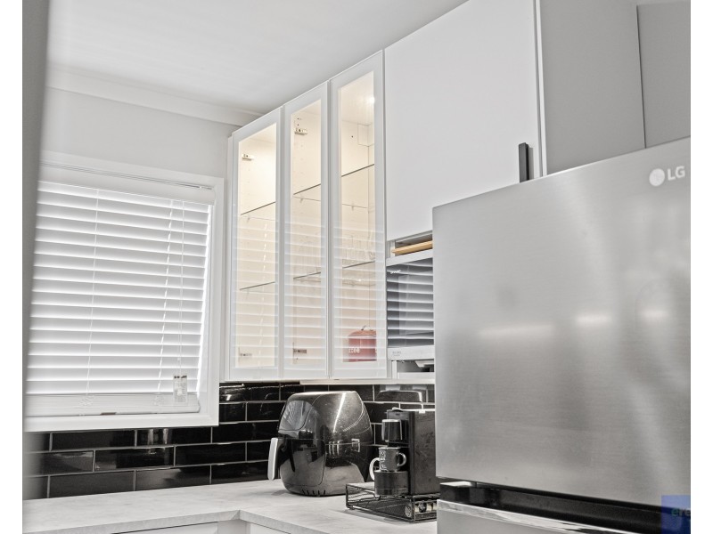 9/2 Guinevere Court, Bethania QLD 4205