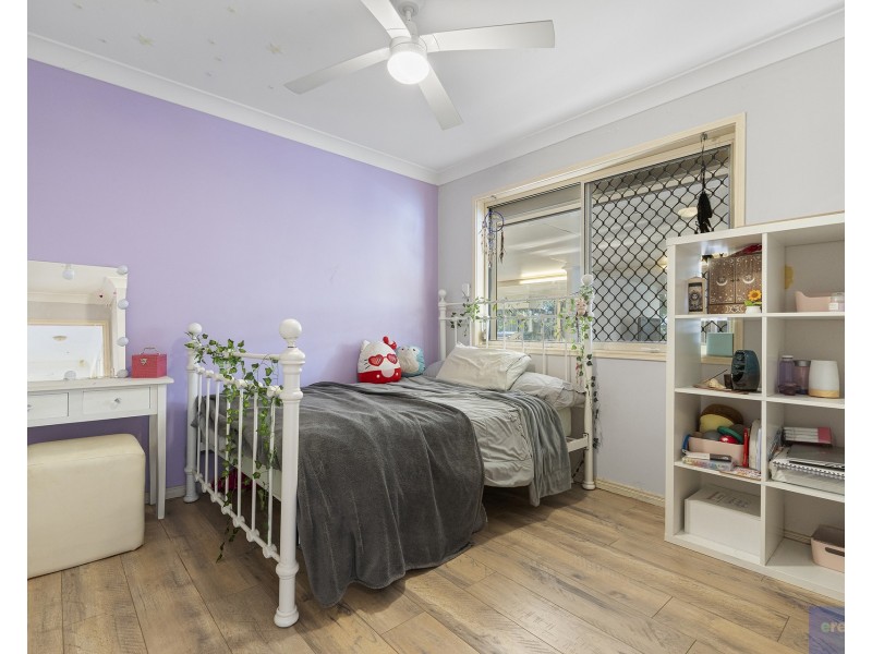2 Deiter Court, Edens Landing QLD 4207