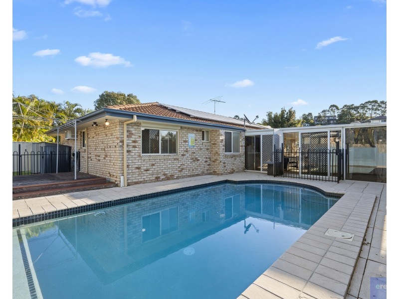 2 Deiter Court, Edens Landing QLD 4207
