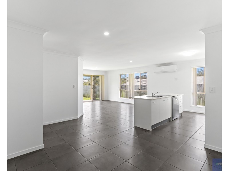 4 Rothbury Avenue, Holmview QLD 4207