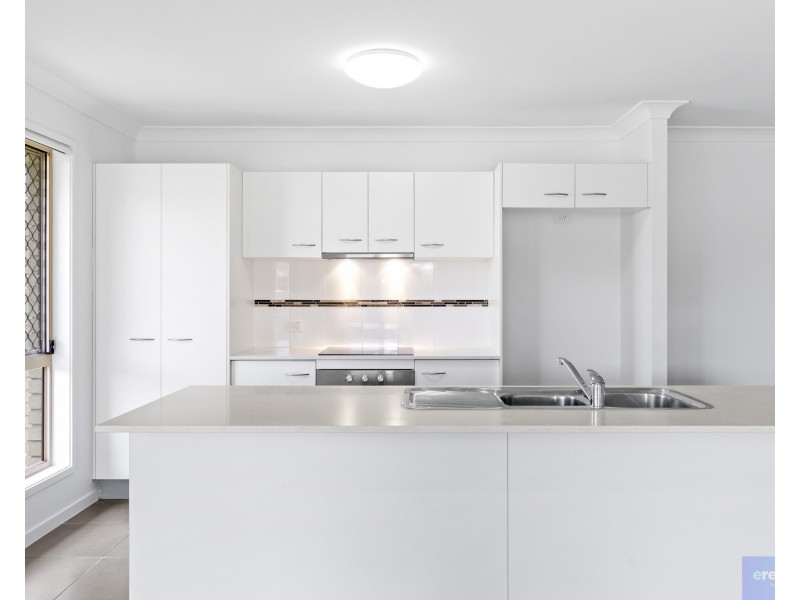 4 Rothbury Avenue, Holmview QLD 4207