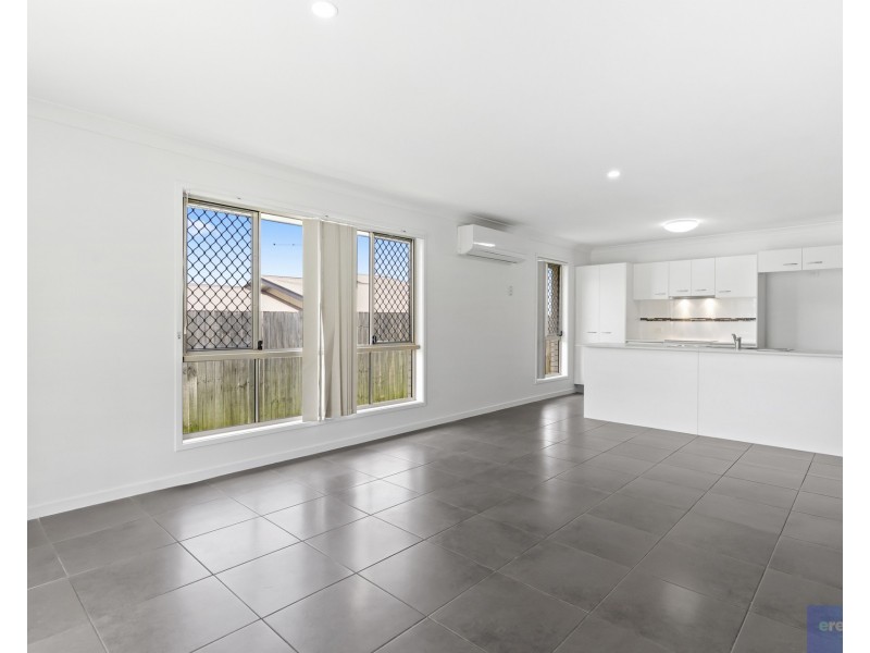 4 Rothbury Avenue, Holmview QLD 4207