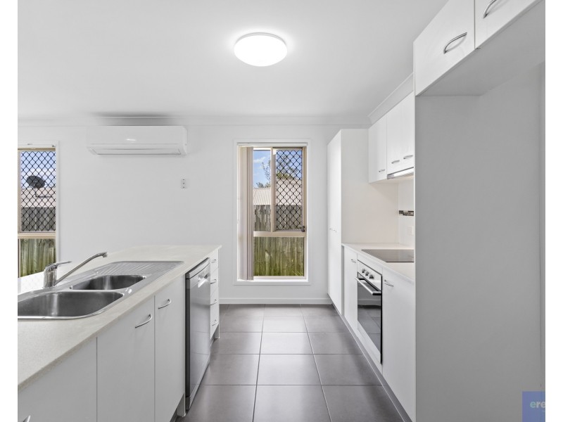 4 Rothbury Avenue, Holmview QLD 4207