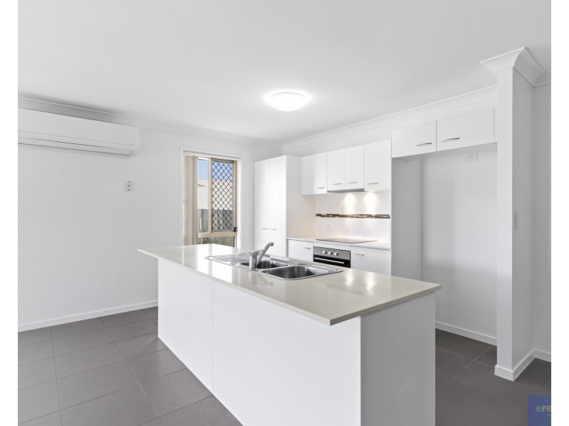 4 Rothbury Avenue, Holmview QLD 4207