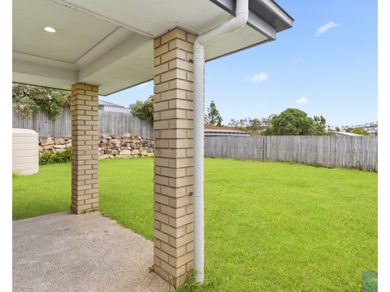 4 Rothbury Avenue, Holmview QLD 4207