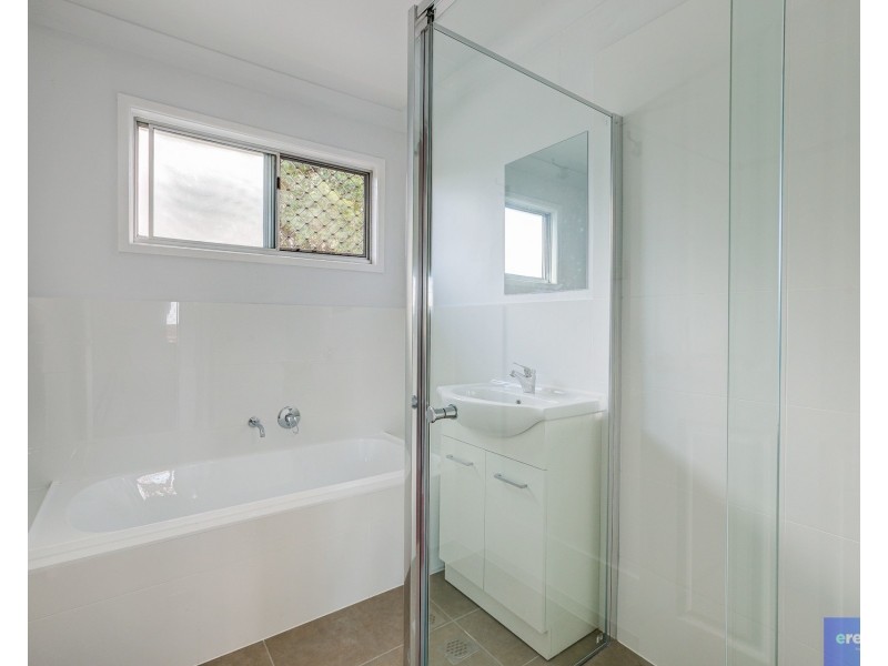 4 Driftwood St, Crestmead QLD 4132