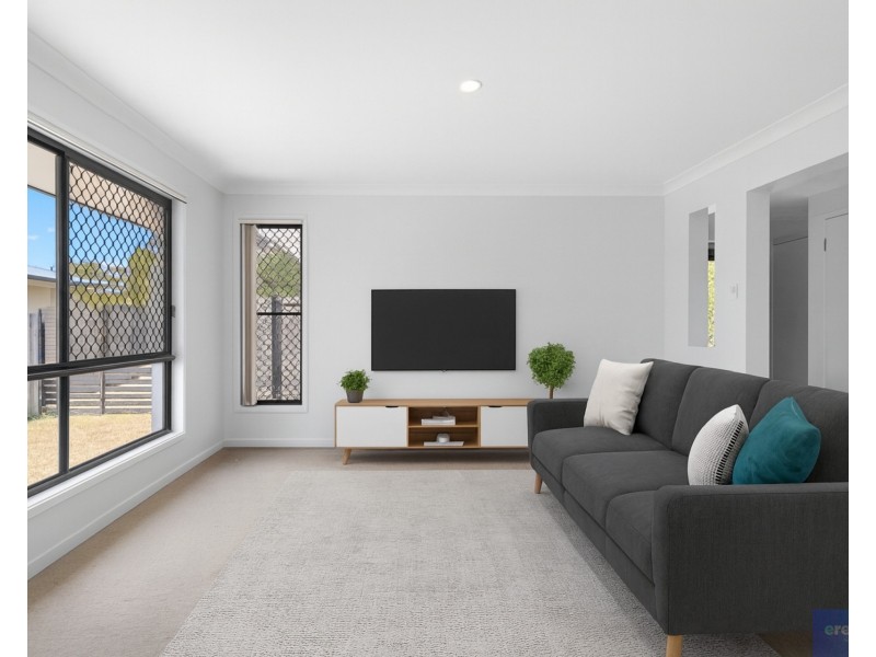 6 Stoneleigh Way, Holmview QLD 4207