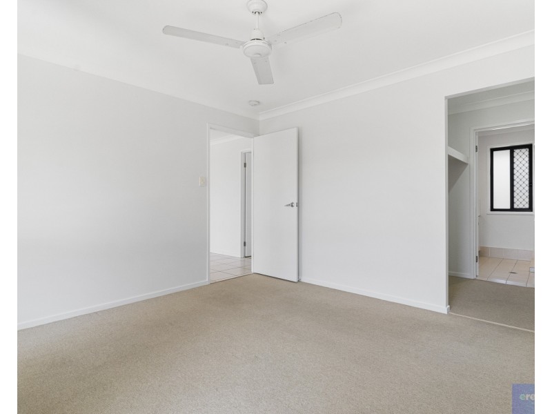 6 Stoneleigh Way, Holmview QLD 4207