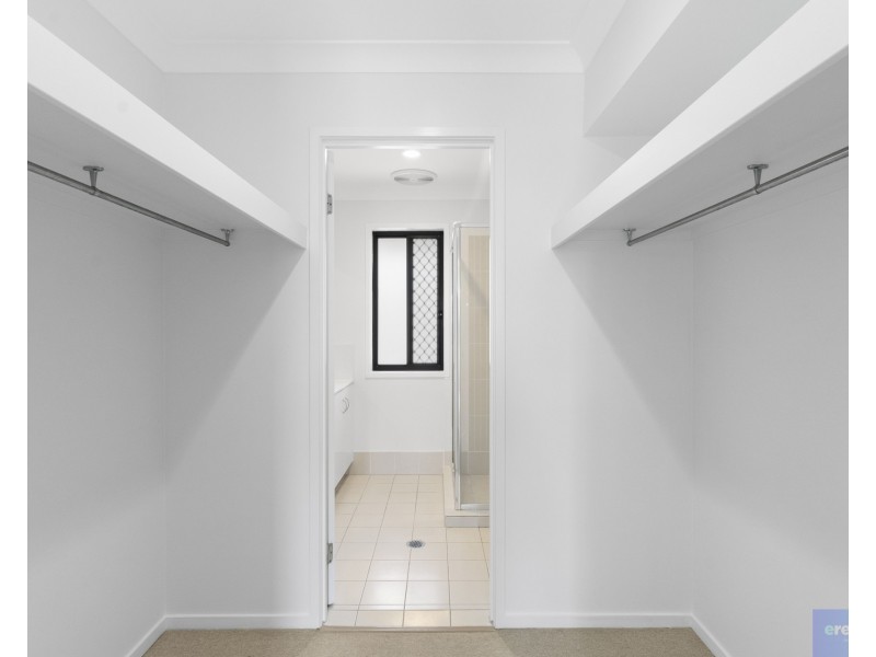 6 Stoneleigh Way, Holmview QLD 4207