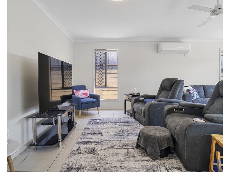 15 Kanimbla Street, Holmview QLD 4207
