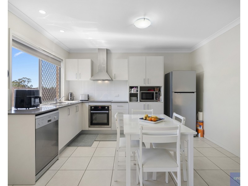 15 Kanimbla Street, Holmview QLD 4207