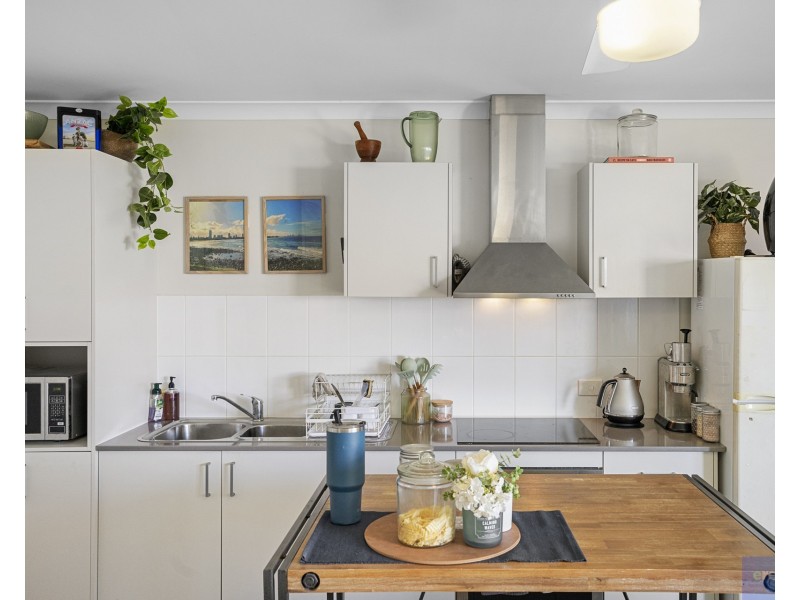 15 Kanimbla Street, Holmview QLD 4207