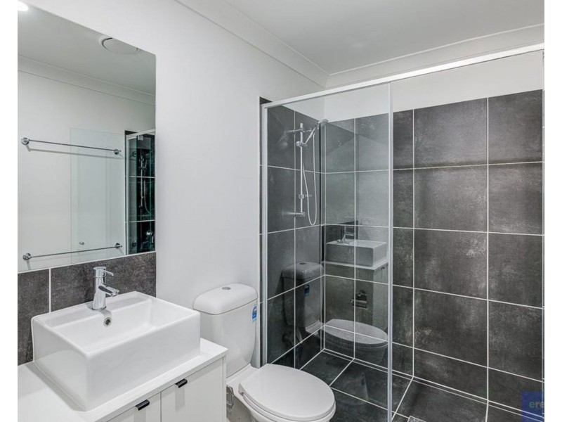 2/118 Pierro Place, Logan Reserve QLD 4133