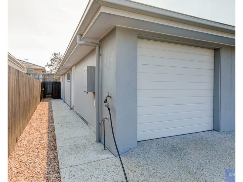 2/118 Pierro Place, Logan Reserve QLD 4133