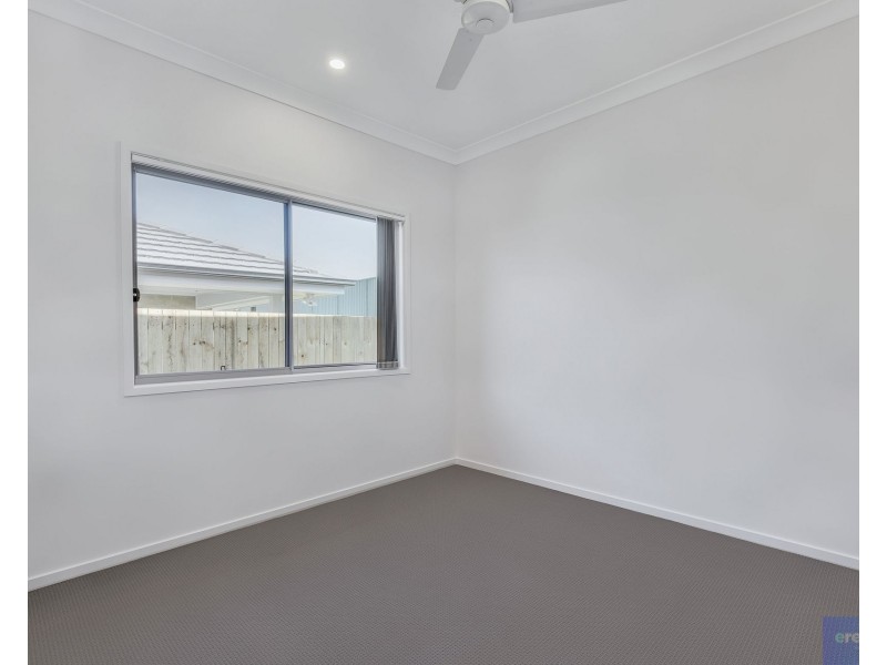 18  Raven Court, Park Ridge QLD 4125