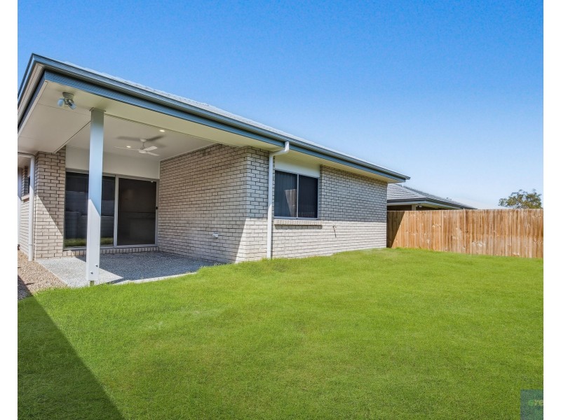 18  Raven Court, Park Ridge QLD 4125