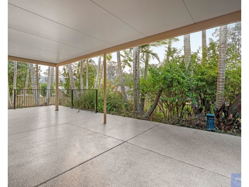 16 Tavuzzi Terrace, Edens Landing QLD 4207