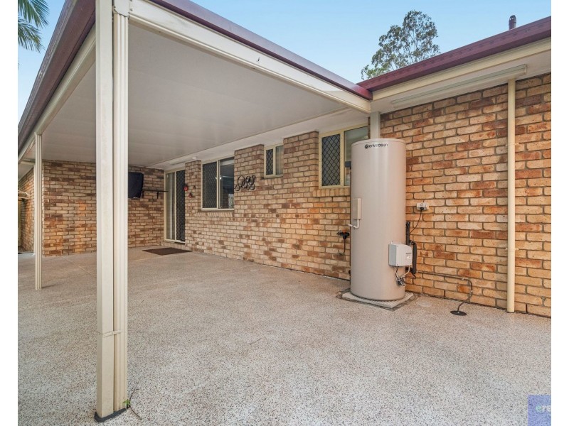 16 Tavuzzi Terrace, Edens Landing QLD 4207