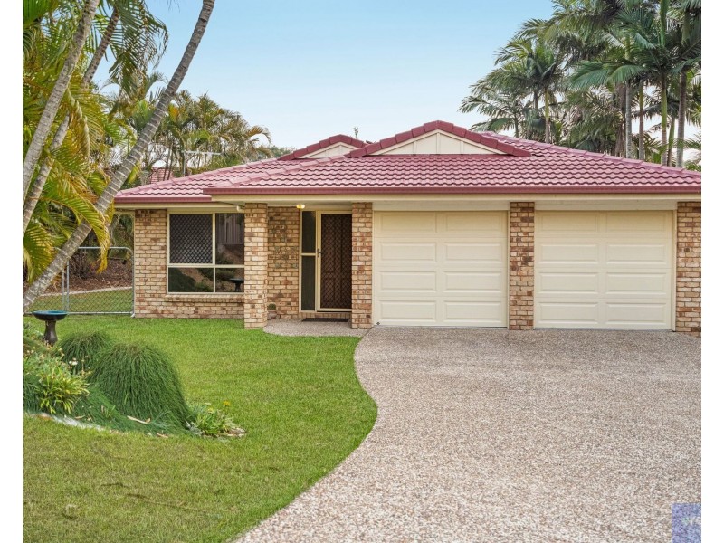 16 Tavuzzi Terrace, Edens Landing QLD 4207