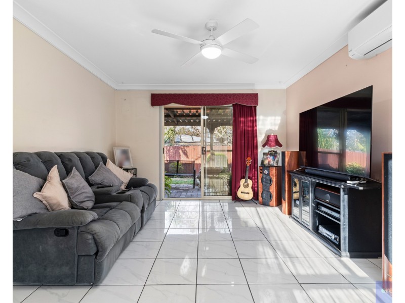 10 Roebuck Avenue, Eagleby QLD 4207