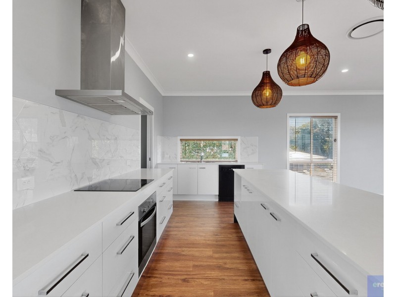 18 Jarvis Street, Holmview QLD 4207