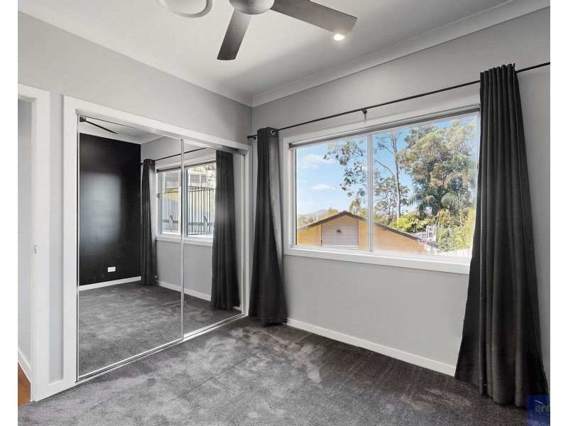 18 Jarvis Street, Holmview QLD 4207