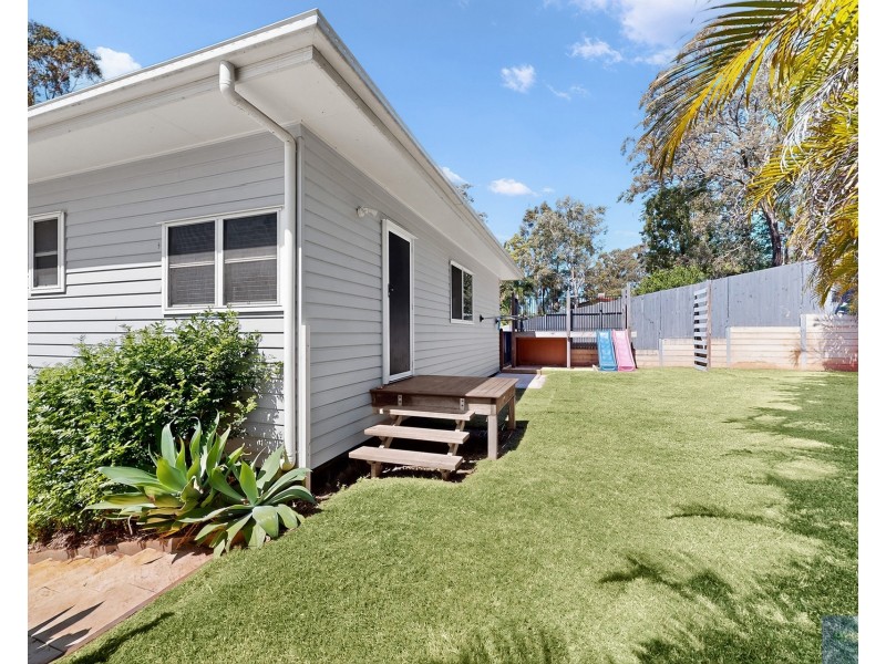 18 Jarvis Street, Holmview QLD 4207