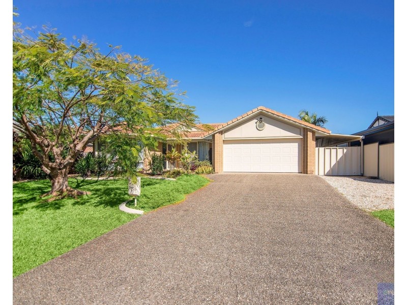 4 Silverash Street, Oxenford QLD 4210