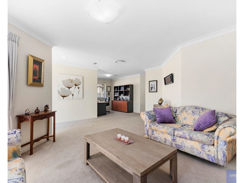 4 Silverash Street, Oxenford QLD 4210