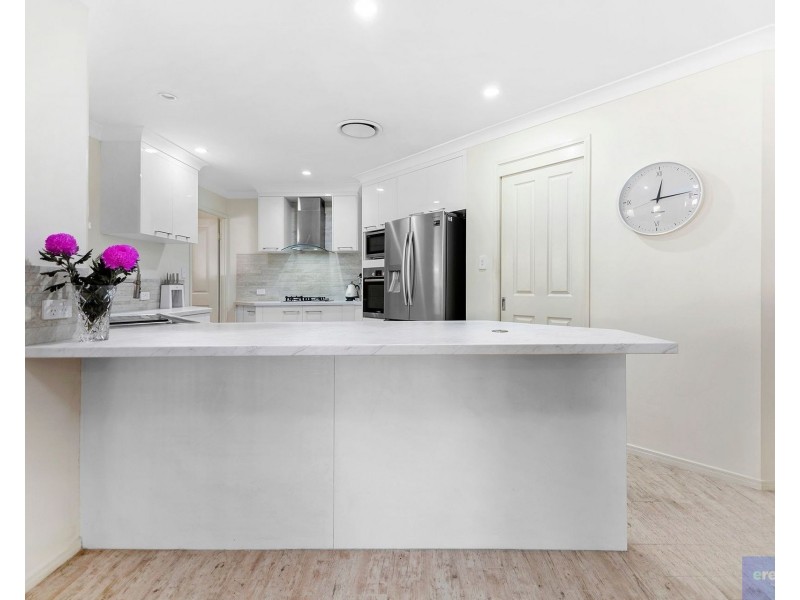 4 Silverash Street, Oxenford QLD 4210