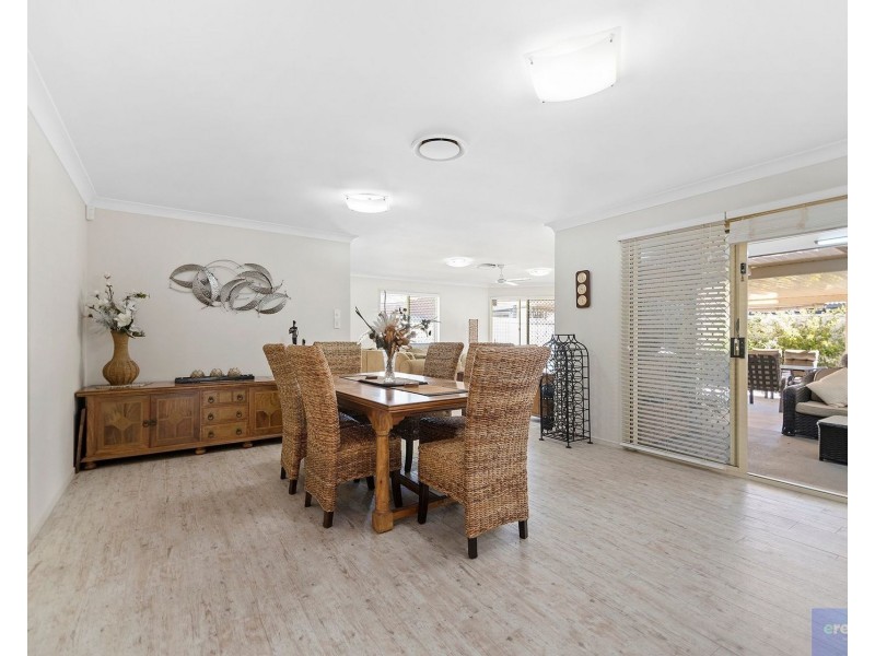 4 Silverash Street, Oxenford QLD 4210