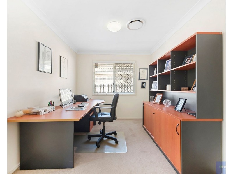 4 Silverash Street, Oxenford QLD 4210