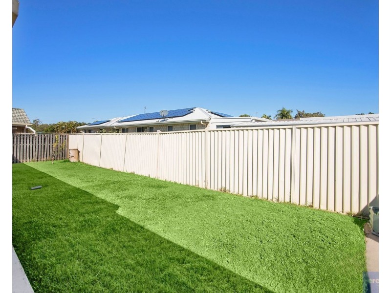 4 Silverash Street, Oxenford QLD 4210