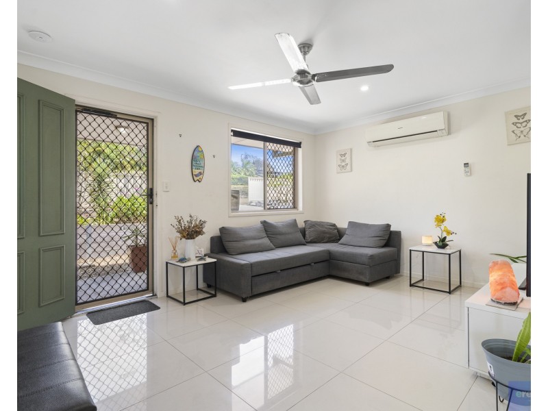 9 Natone Court, Edens Landing QLD 4207