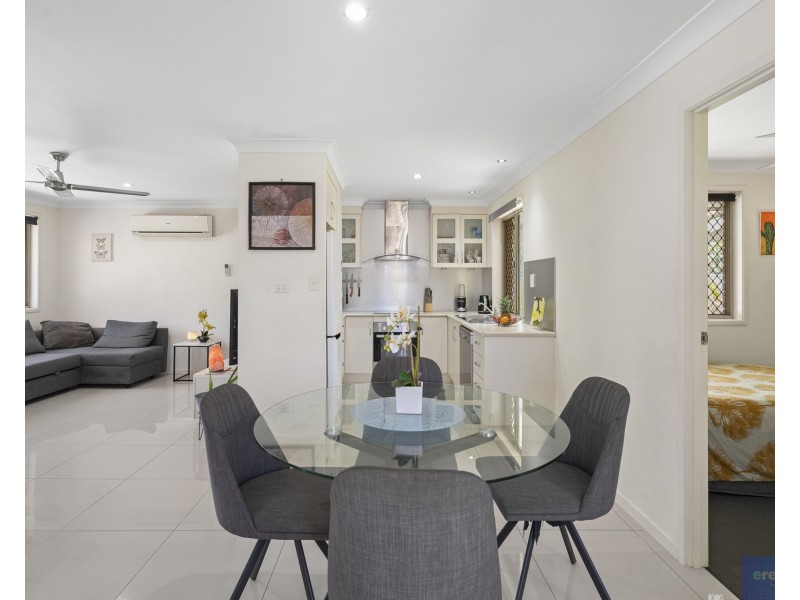 9 Natone Court, Edens Landing QLD 4207