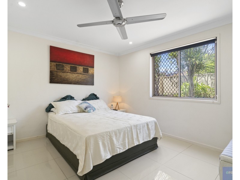 9 Natone Court, Edens Landing QLD 4207