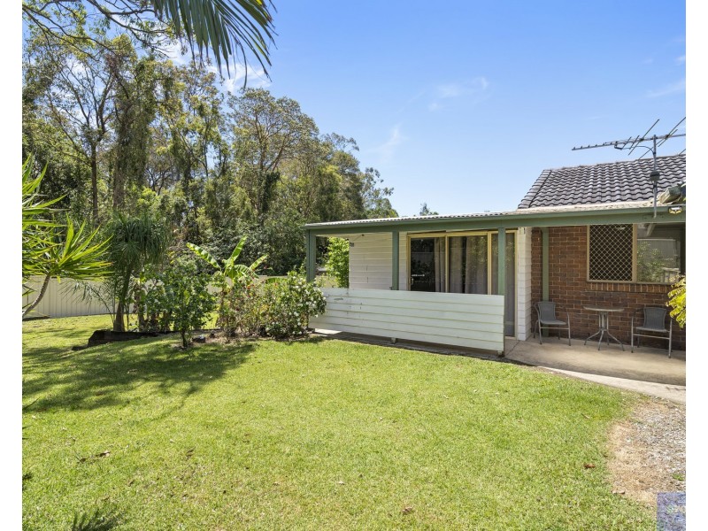 9 Natone Court, Edens Landing QLD 4207