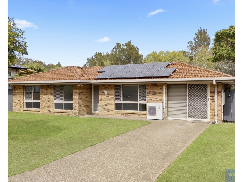 32 Leighton Drive, Edens Landing QLD 4207
