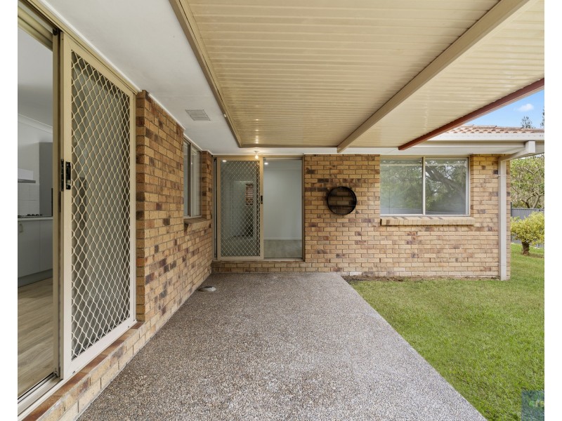 32 Leighton Drive, Edens Landing QLD 4207