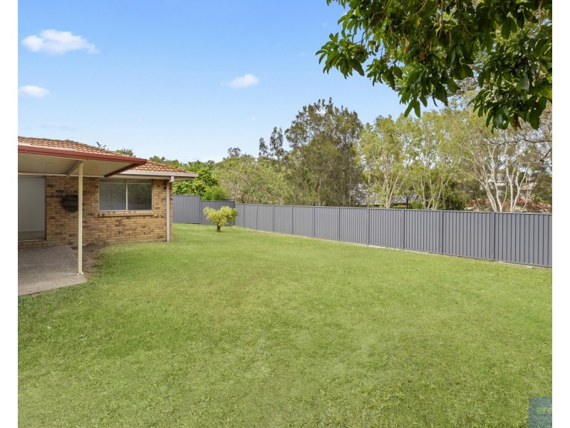 32 Leighton Drive, Edens Landing QLD 4207