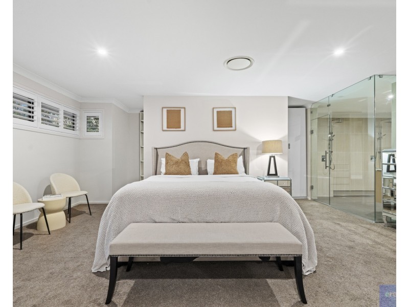 31 Ravensbourne Circuit, Waterford QLD 4133