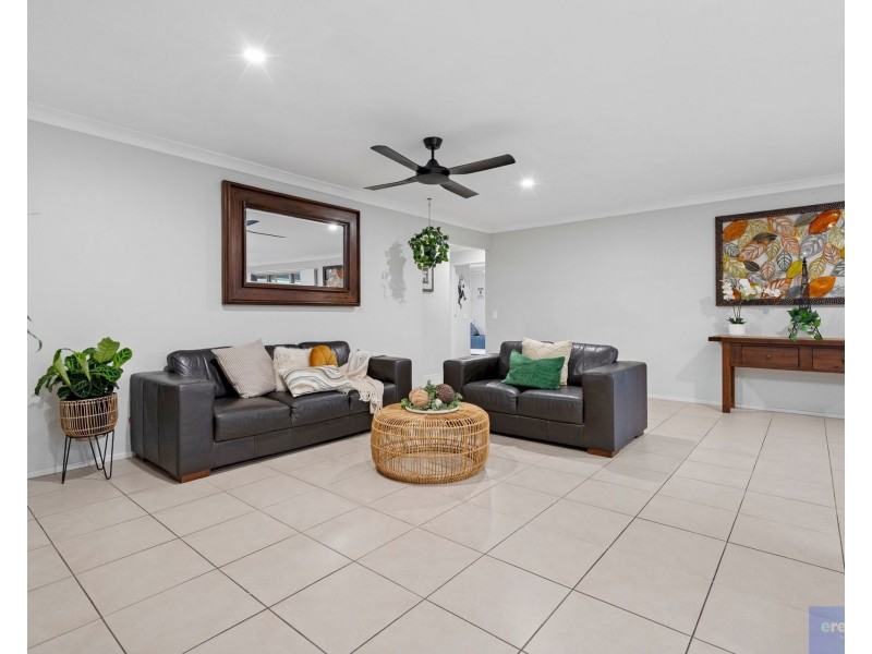 12 Kakadu Street, Parkinson QLD 4115