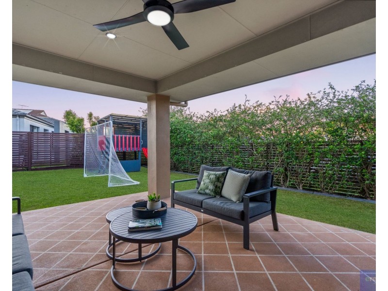 12 Kakadu Street, Parkinson QLD 4115