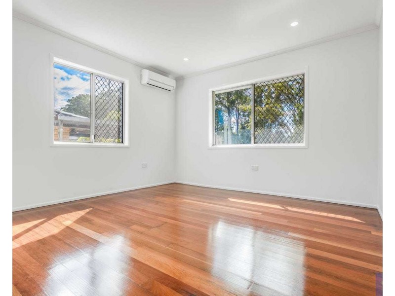 23 Narangba Road, Kallangur QLD 4503