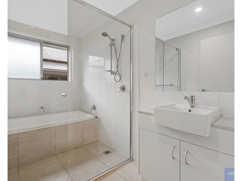 102 Killara Boulevard, Logan Reserve QLD 4133