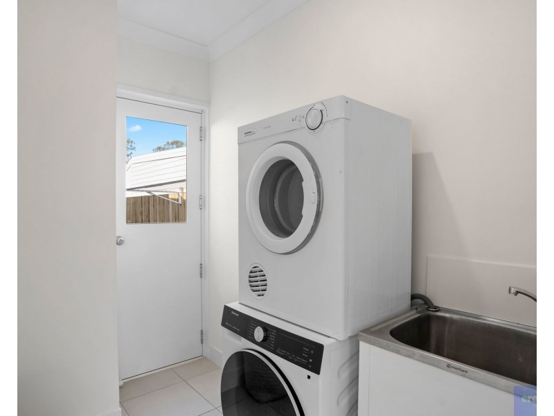 142 Honeysuckle Drive, Ripley QLD 4306