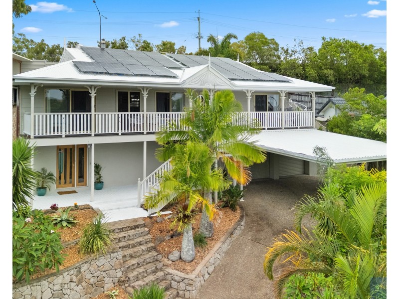 5 Hillside Crescent, Edens Landing QLD 4207